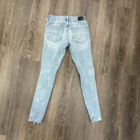 American Eagle 360 degree Super Stretch Jeggings. - Picture 2 of 3